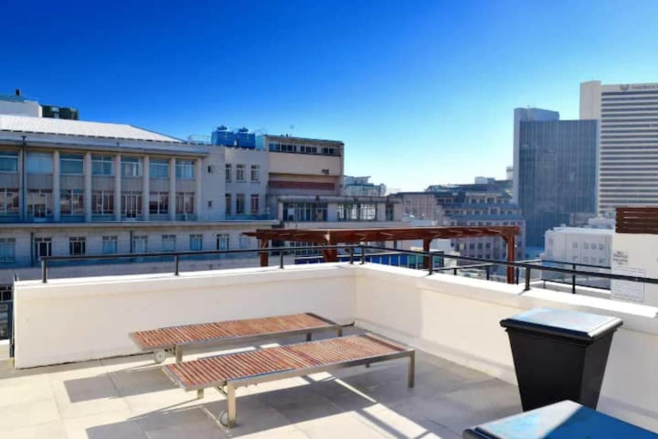 Apartment 1 Bedroom With Roof Views Cape Town
