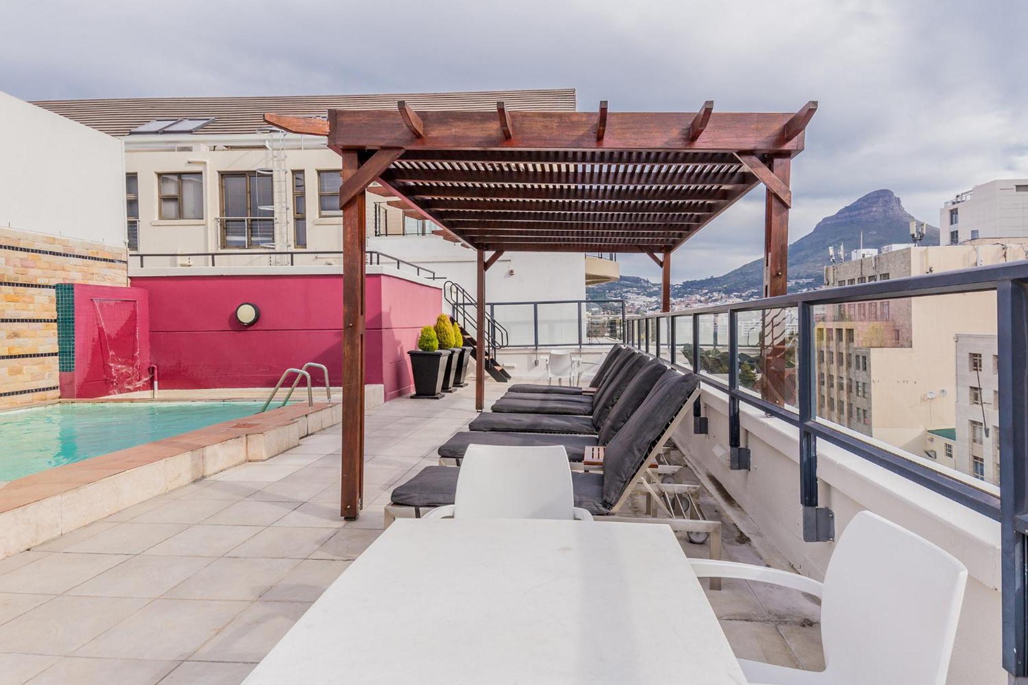 1 Bedroom With Roof Views Appartement Le Cap