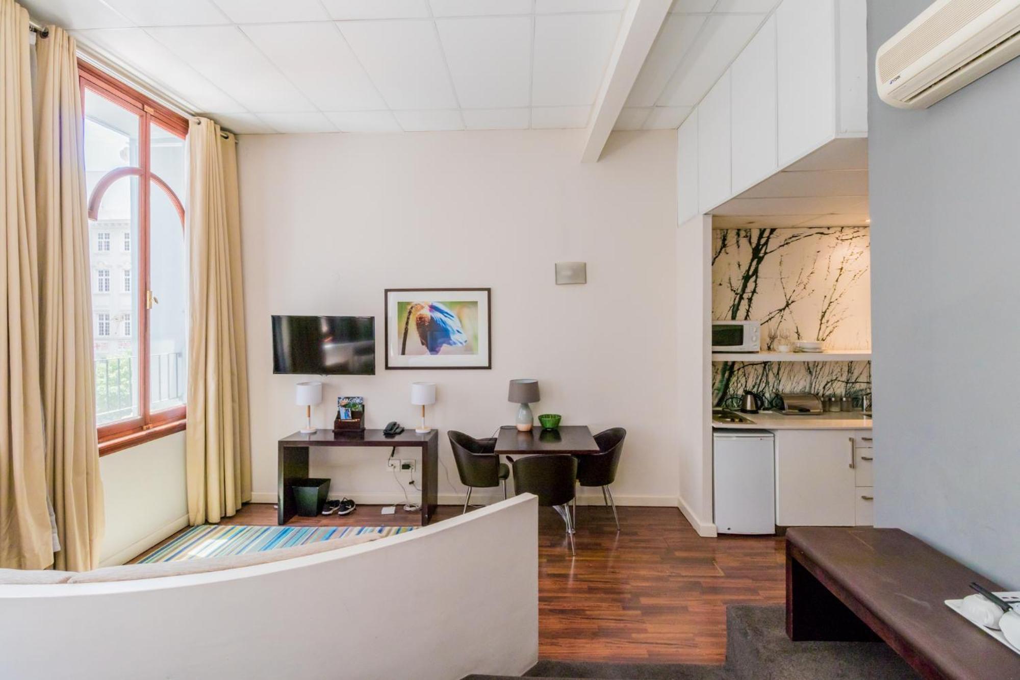 Appartement 1 Bedroom With Roof Views Le Cap