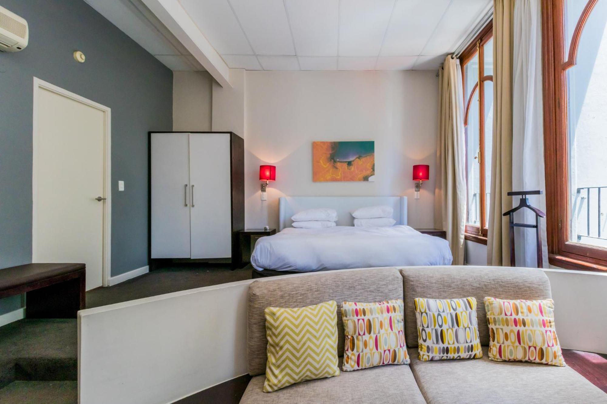 1 Bedroom With Roof Views Apartment Cape Town